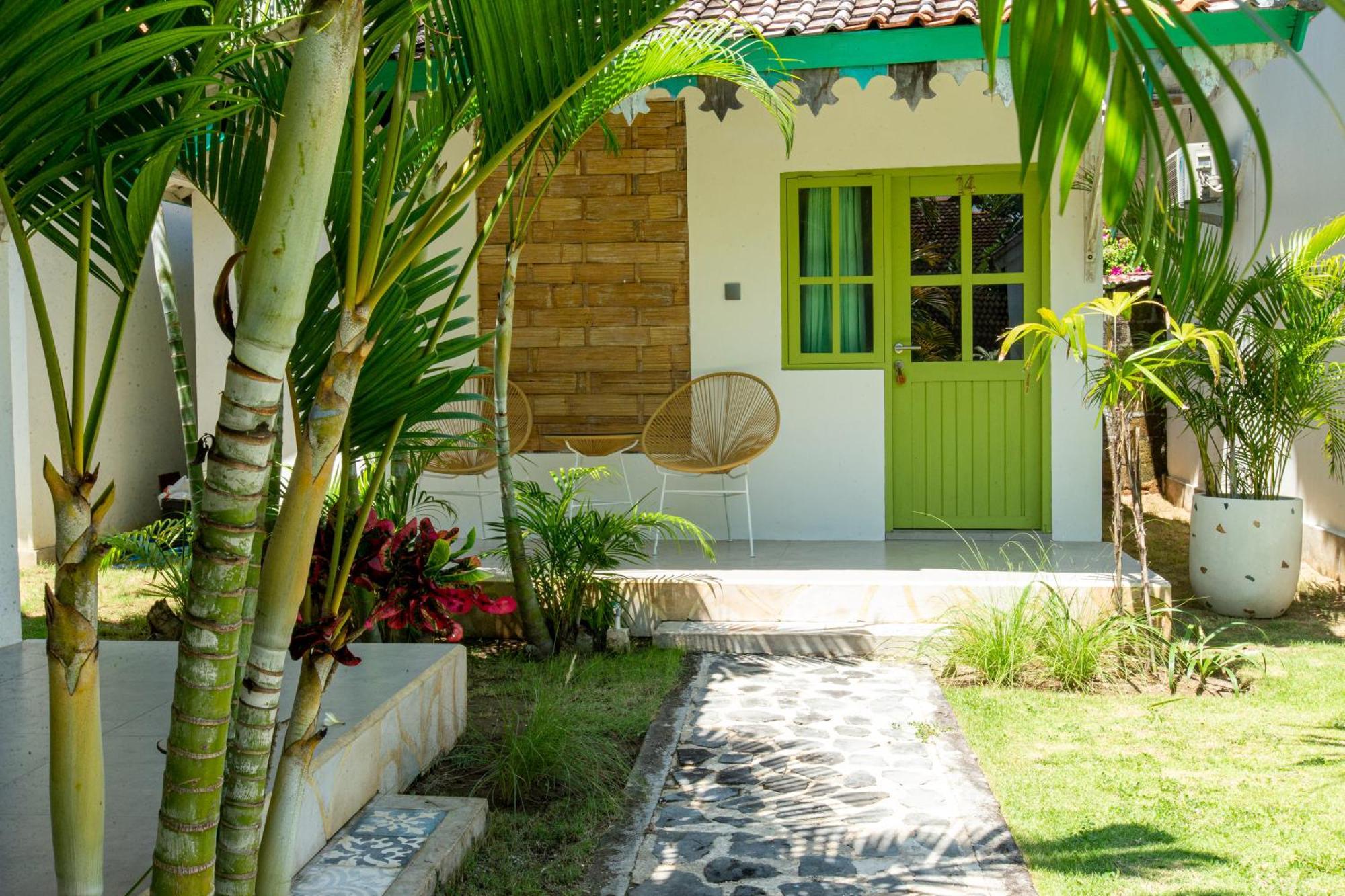 La Roja Bungalows Batununggul Exteriér fotografie