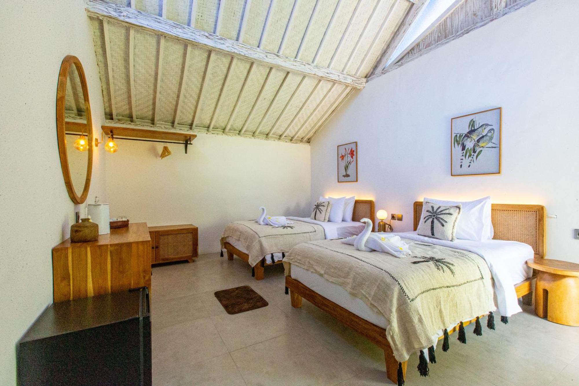 La Roja Bungalows Batununggul Exteriér fotografie